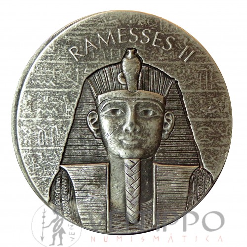Tchad, 1000 Francs plata ( 2 Oz. 999 mls ) 2017 Ramsés II Antique finish.