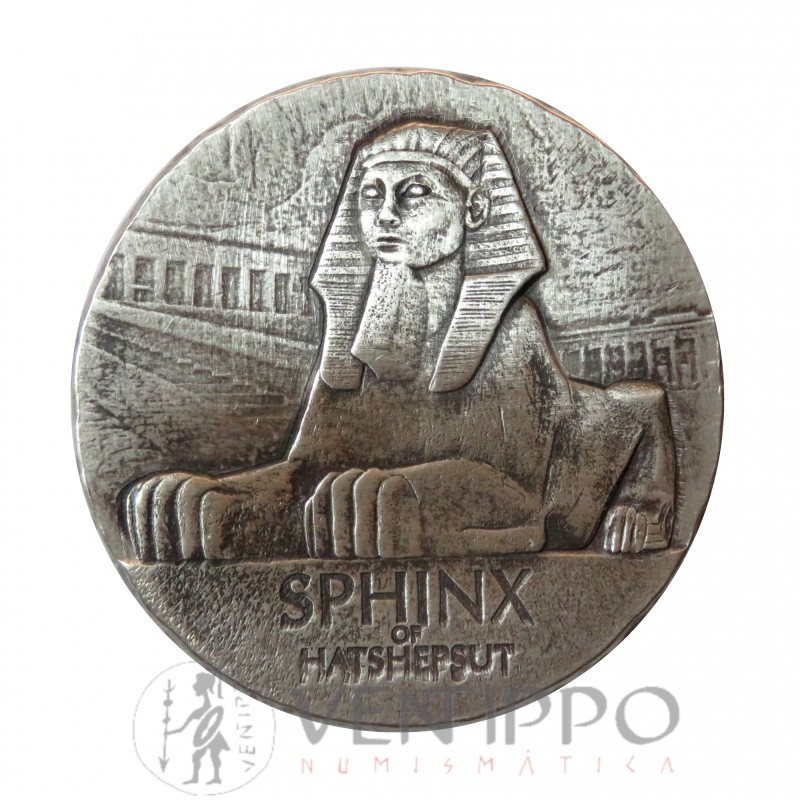 Tchad, 3000 Francs plata ( 5 Oz. 999 mls ) 2019. Esfinge Hatshepsut, antique finish